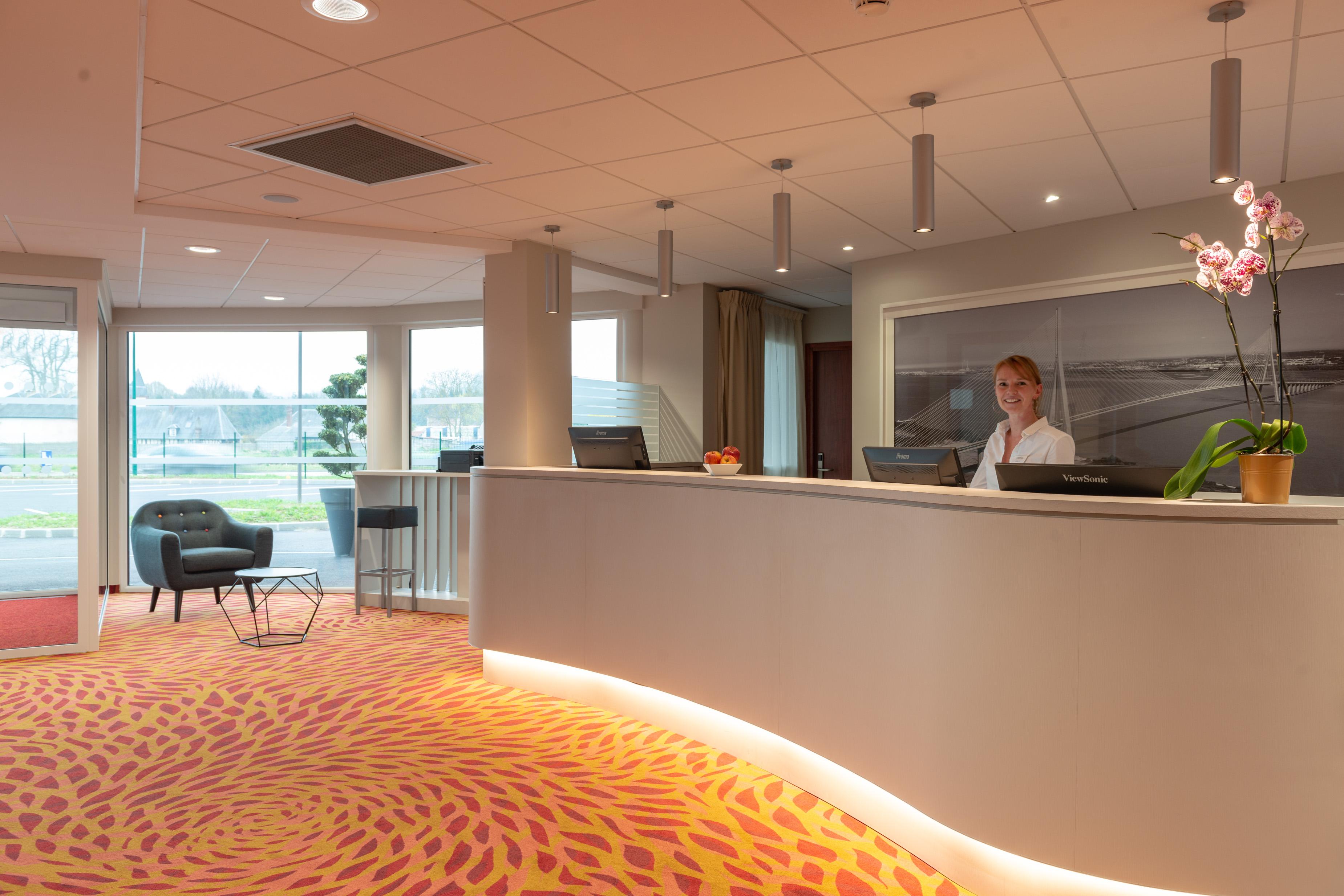 ดิ ออริจินัล ซิตี้ โฮเทล อากาดิน ปง-โตดแมร์ Hotel ปองต์-เอาเดแมร์ ภายนอก รูปภาพ